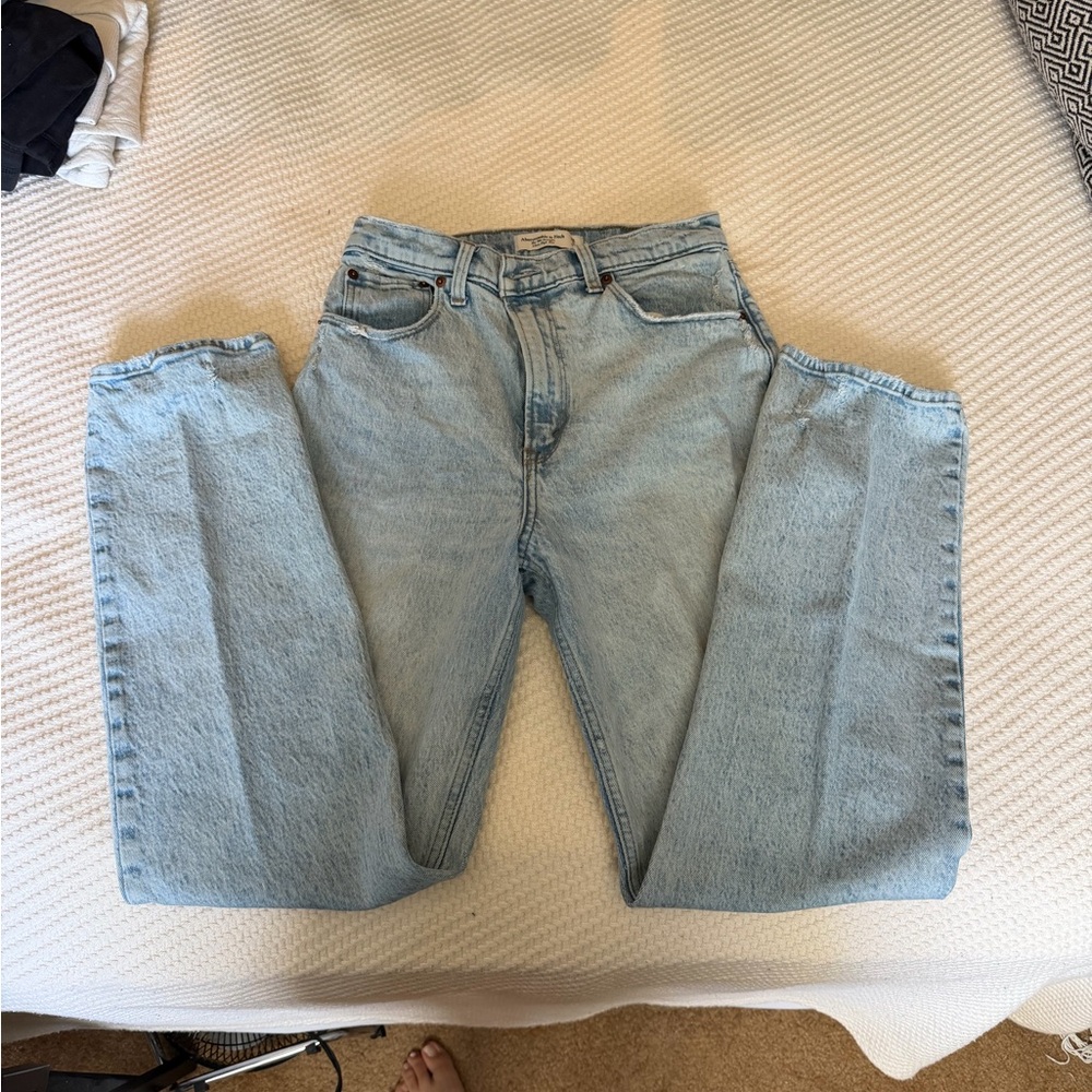 Abercrombie & Fitch Light Wash Denim